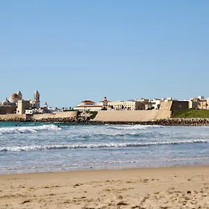 https://no-14-cadiz.hotelsincadiz.net