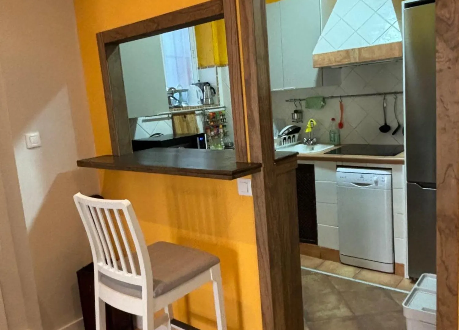 Precious And Original Apartment Center 加的斯